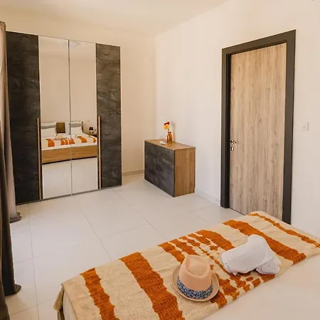 Apartamento Unique 1bdr Suite! 50 Meters From Sea! *