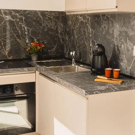 Unique 1bdr Suite! 50 Meters From Sea! Apartamento