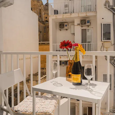 Unique 1bdr Suite! 50 Meters From Sea! * Gzira